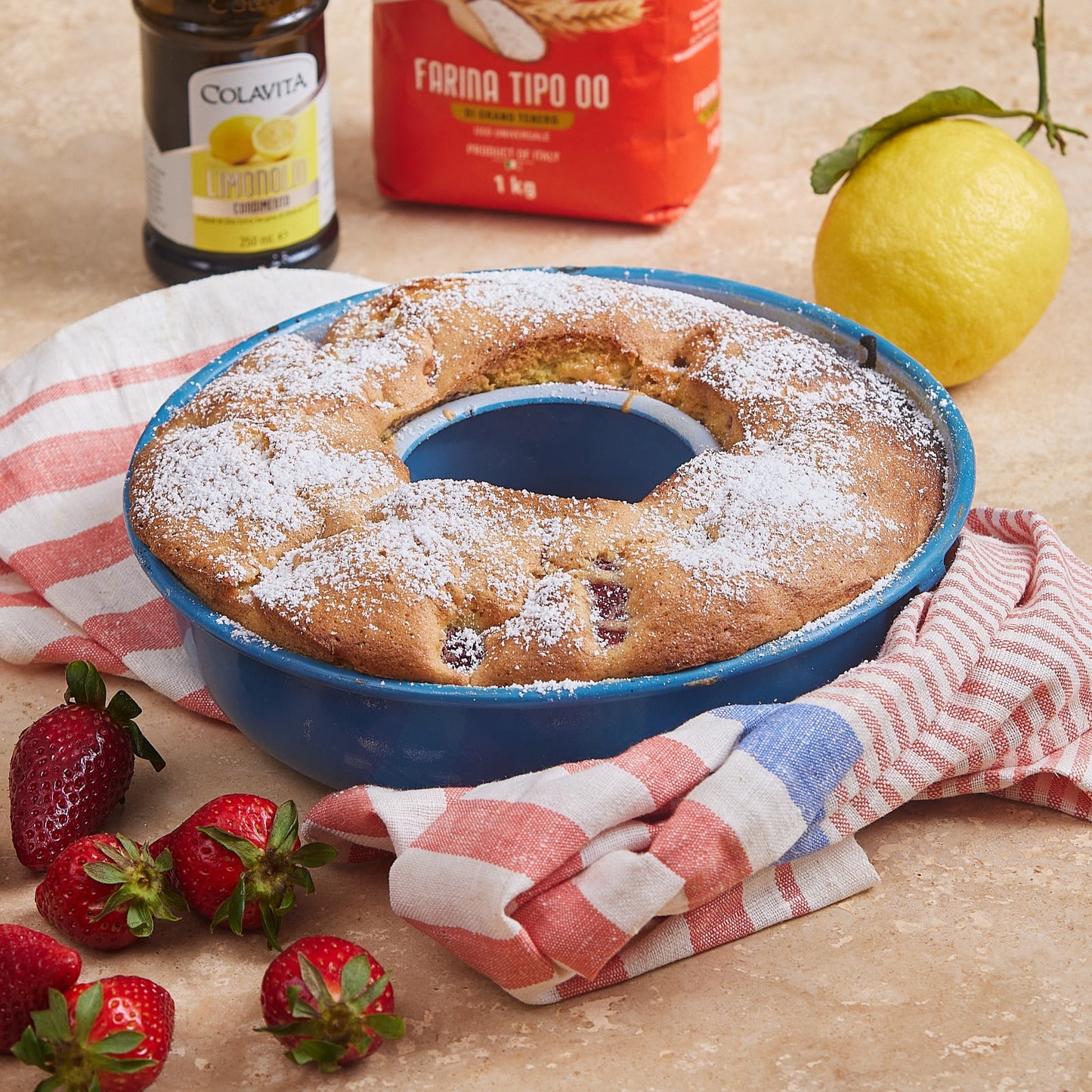 Ciambellone fragole e limone